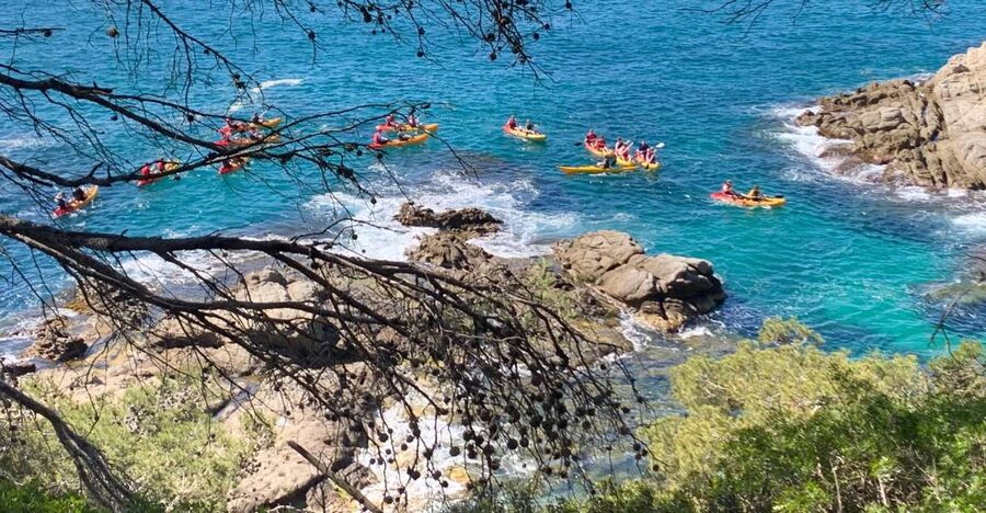 Lloret de Mar: 3-Hour Kayak and Snorkel Tour on Costa Brava - The guides make the biggest difference