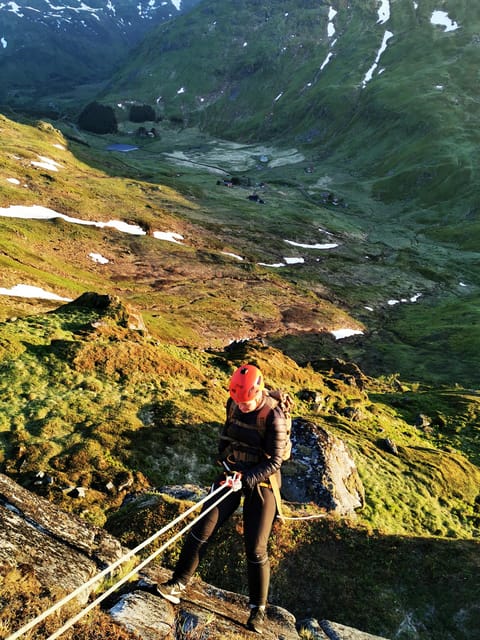 Lofoten: Full Day Combo tour, (kayaking and rappelling) - How Beginner-Friendly Is It?