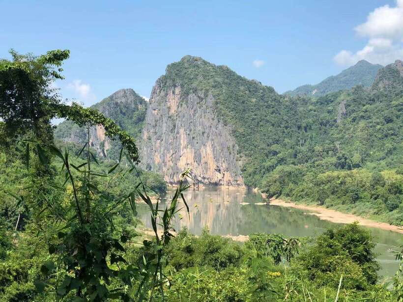 Luang Prabang: Kayak Tour to Pak Ou Caves - Guides make the difference