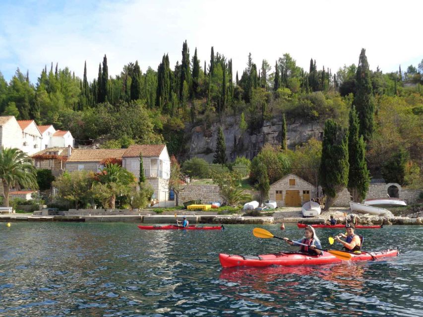Lumbarda: Half-Day Kayaking and History with Wine delight - Vrnik and the story told in stone