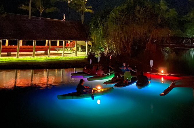 Lunar Legends Night Stand up Paddle Kayak Water Experience - The guides make or break the evening