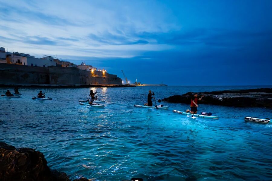 LUZ Sunset in SUP with Aperitif and light show - Monopoli or the caves of Polignano a Mare