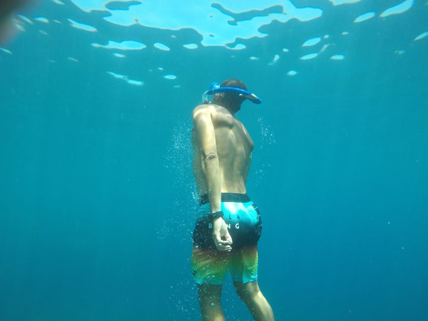 Madeira: Garajau Nature Reserve Kayak and Snorkel Tour - The 40-minute paddle toward Lazareto