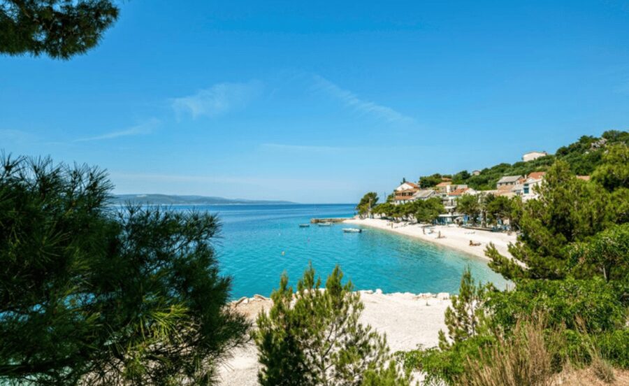 Makarska: Sea kayaking & snorkeling adventure - MPL Nautika - Launching from Cvitačka Beach beneath Mount Biokovo