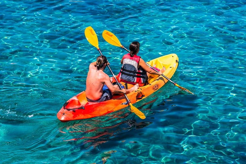 Mallorca: Sea Caves Kayaking Tour, Snorkeling & Snack - The first paddle: simple instruction, real exercise