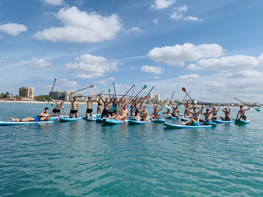 Mallorca: Stand Up Paddle Lesson (1H PRIVATE CLASS) - The first few minutes: getting comfortable on the board