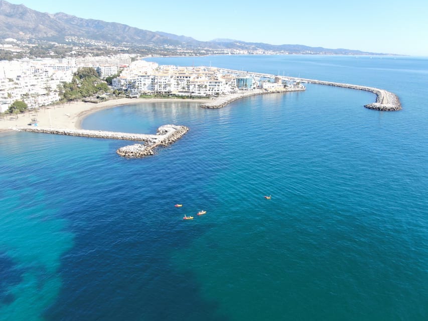 Marbella: Guided Kayak Tour in Puerto Banús - Along El Rodeito, Playa del Duque, and La Siesta