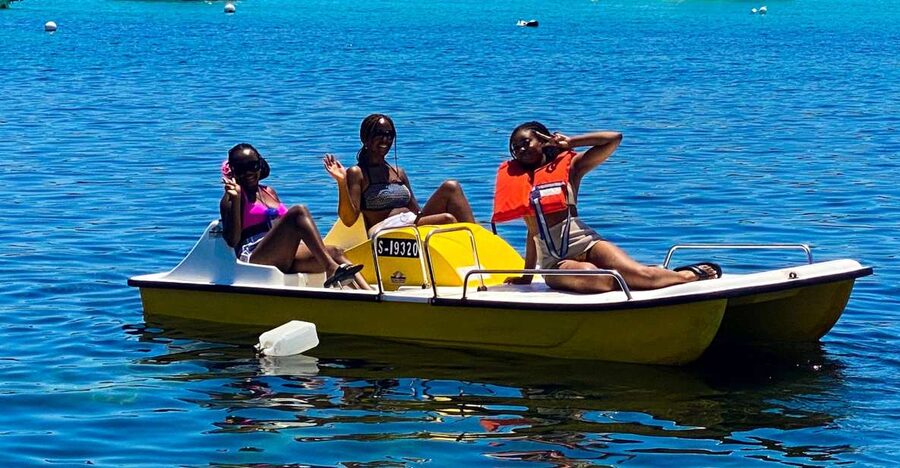 Marsaskala: Paddle Boat Rental in St. Thomas Bay - Why this paddle boat works well in Marsaskala