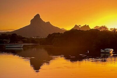 Guided Sunrise Kayak Tour on the Tamarin River