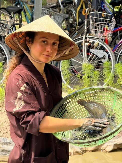 Mekong Delta Nature Private Day Trip: Bicycle-Kayak-Cano... - Xom Trau Pagoda and its tunnel relic