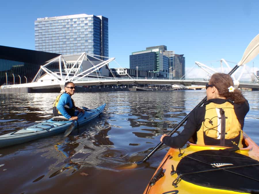 Melbourne: Iconic City Sights Kayak Experience - Under Princes Bridge and into Melbourne’s center