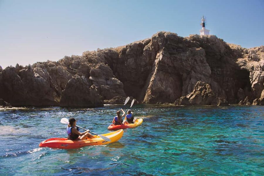 Menorca: Kayak rental in Fornells - The First Few Minutes on the Water