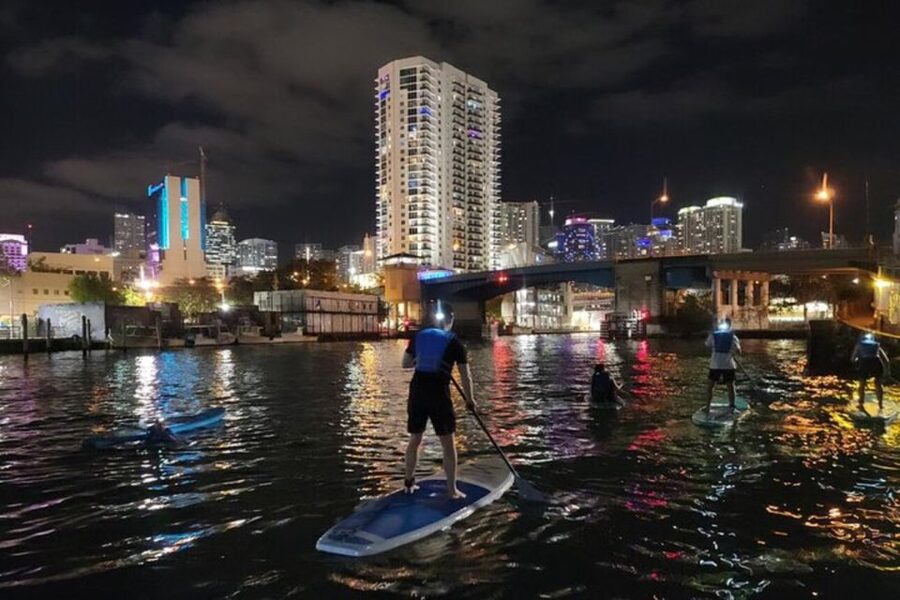 Miami: City Lights SUP or Kayak Night Tour - Kayak or paddleboard: which should you choose?
