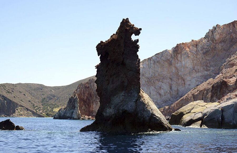 Milos: Milos and Polyaigos Snorkeling and SUP Cruise - Who will get the most from this cruise?