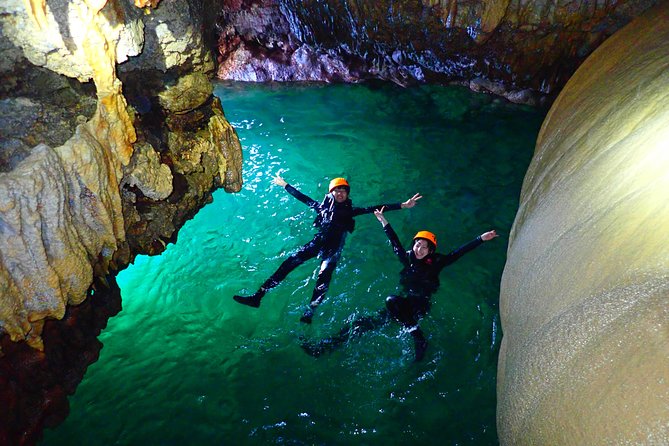 [Miyako Island / Half Day] Pumpkin Limestone Cave & Sea Kayaking - The return paddle and free photo benefit