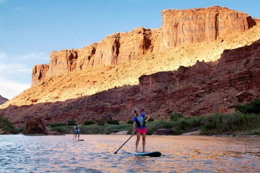 Moab: Stand-Up Paddleboard with small rapids on Colorado - Trading the van for a Colorado River board