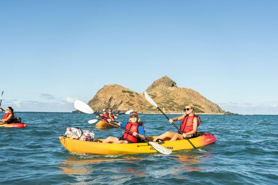 Mokulua Islands Self-Guided Kayak Adventure - The short drive to Kailua Beach
