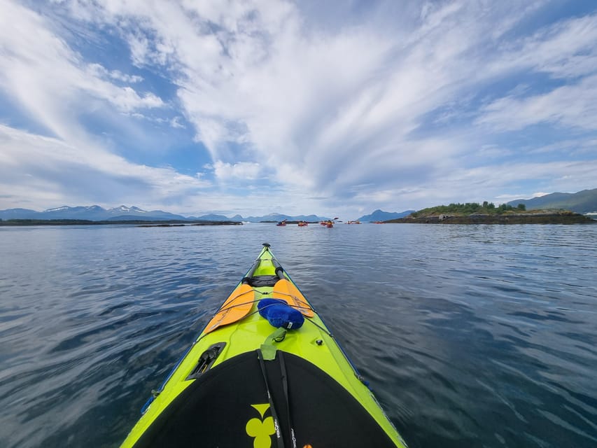 Molde - Guided kayak tour - Moldivene, the small islands south of town