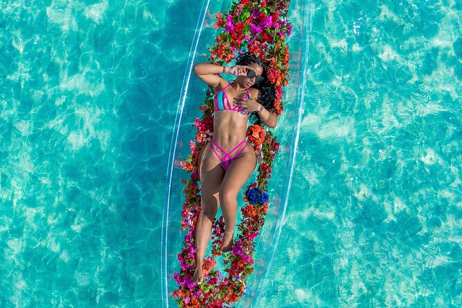 Montego Bay Clear Kayak Private Photography - How the photographer guides your poses