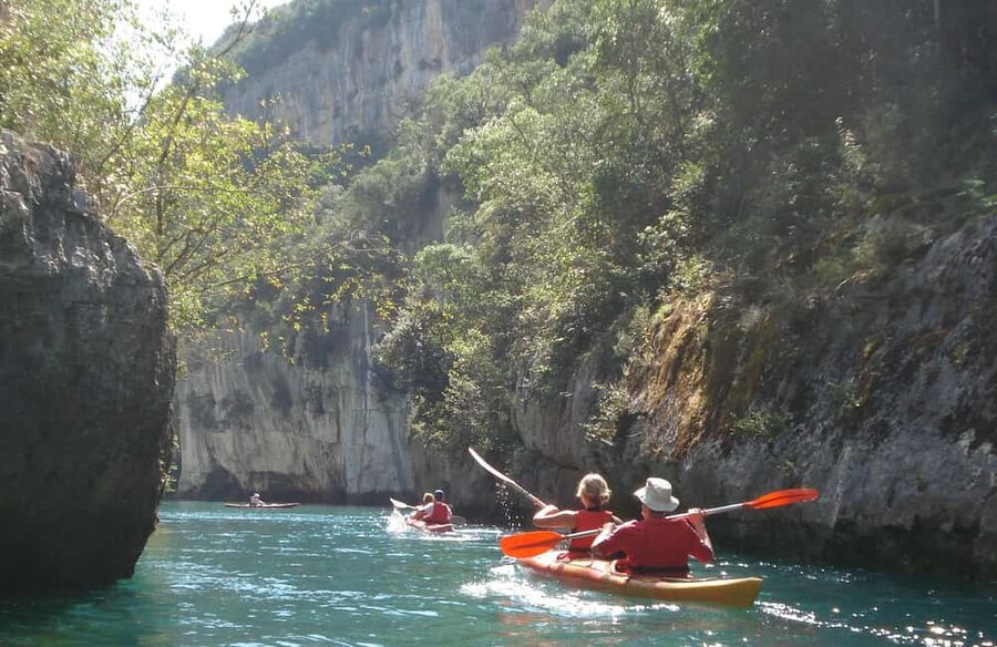 Montpezat: Canoe and kayak rental in the Verdon Gorges - What to pack for the Verdon sun