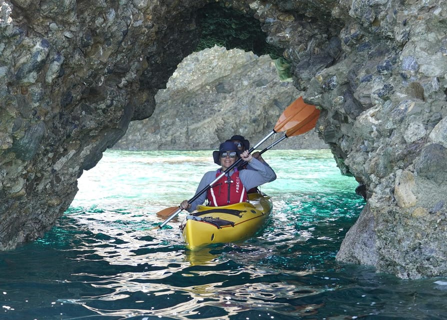 Naxos: Kampos Farm Sea Kayak Tour with Snorkeling & Picnic - A 40-minute visit to Ktima Kampos