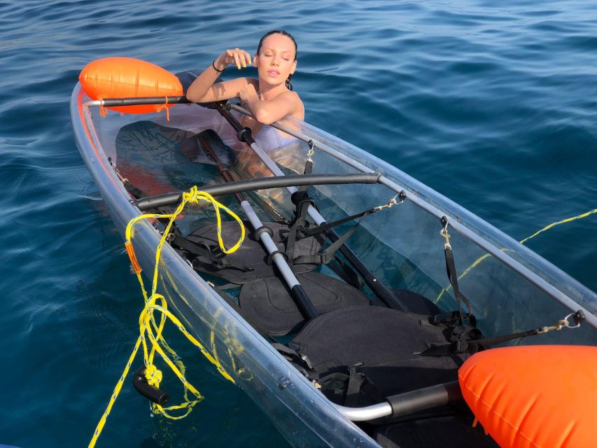 Nerja: Free Kayak Route along the cliffs of Nerja and Maro - Small caves and Wolf Cave