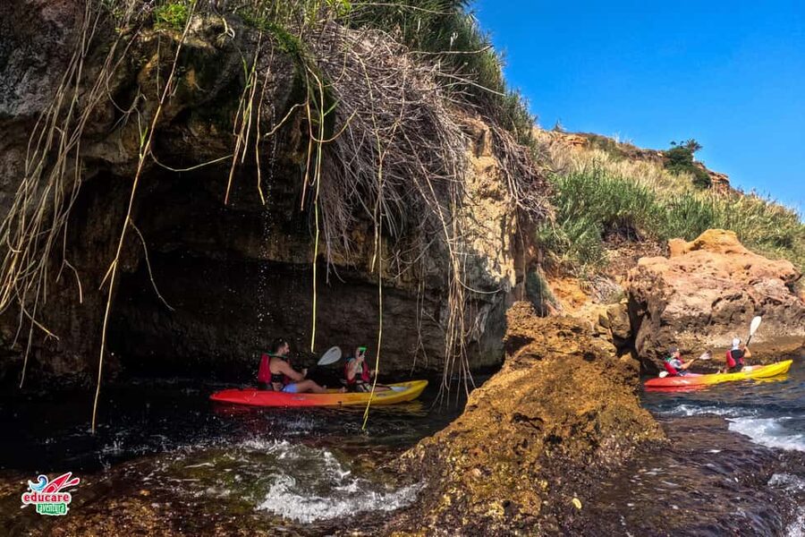 Nerja: Free kayaking route (without a tour guide). 2.5-hour tour. Nerja-Maro Waterfall. - Who should book this activity?