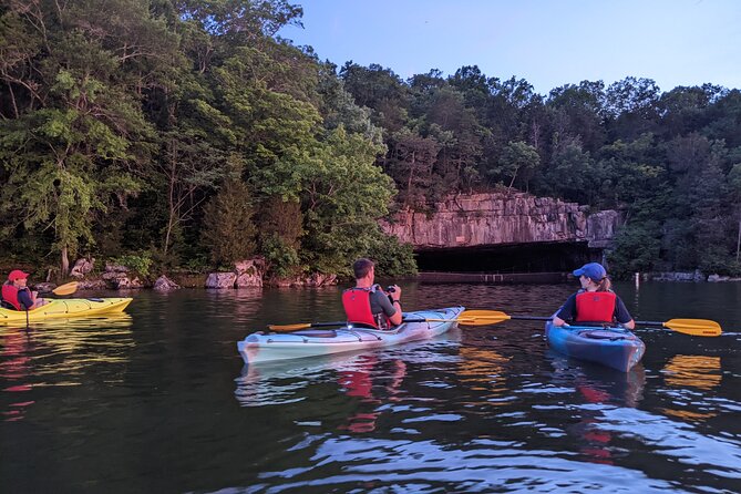 Nickajack Bat Cave Kayak Tour with Chattanooga Guided Adventures - The Paddle to the Cave Entrance