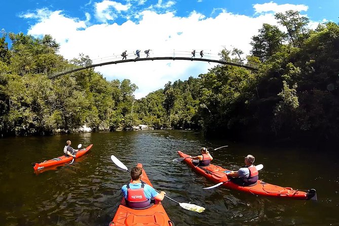 Oarsome Marine Reserve Kayak Tour - Reaching Anchorage Beach by paddle