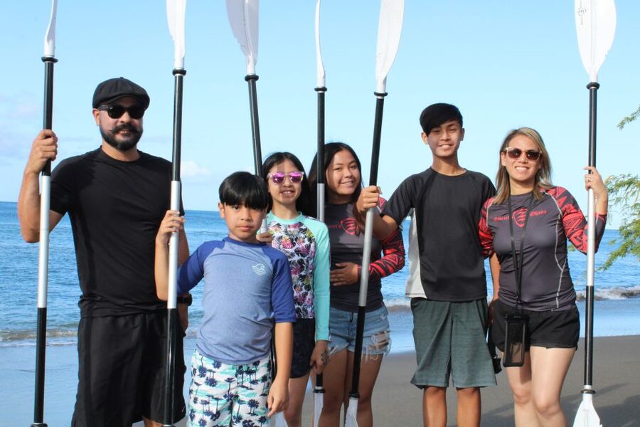Olowalu: Guided Clear Kayak Tour - Unlimited - The reef through a transparent hull