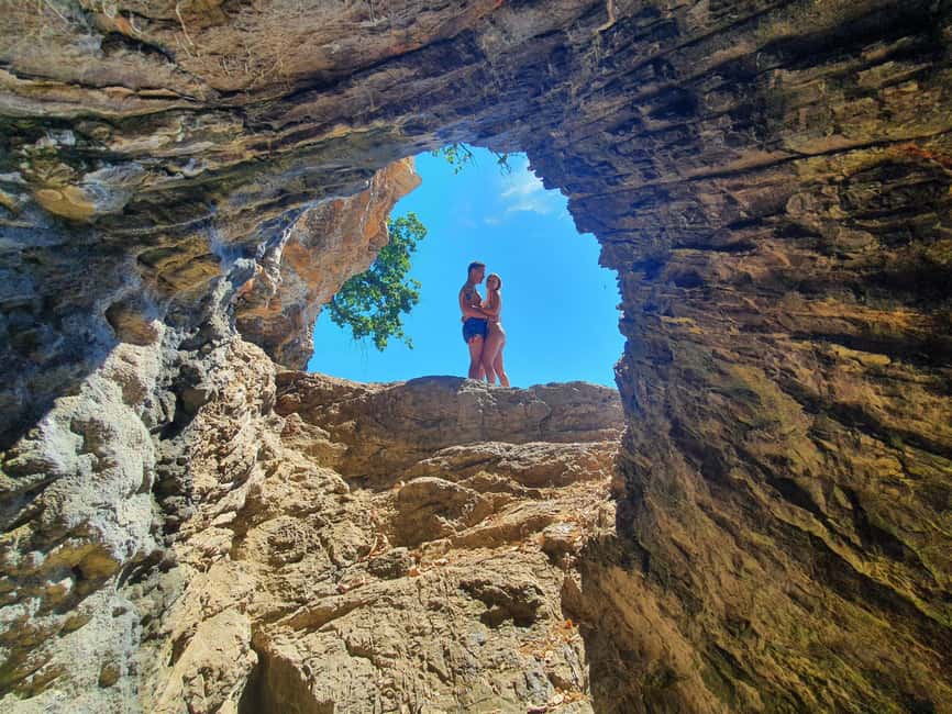 Opatija: Cliffs and caves kayak adventure - The guides are a major part of the value