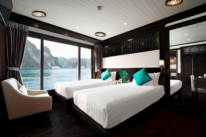 Overnight Luxury 5 Star Alisa Cruise with Meals, Kayak or Bamboo Boat - Ti Top Island and the choice between kayaking and pearls