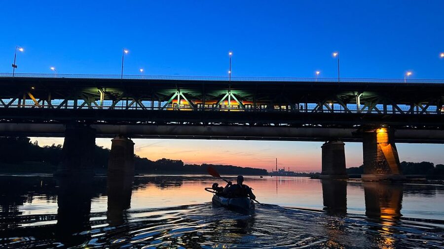 Packrafting kayaking guided tour Vistula river Warsaw Poland - Families, First-Timers, and Who Should Skip It