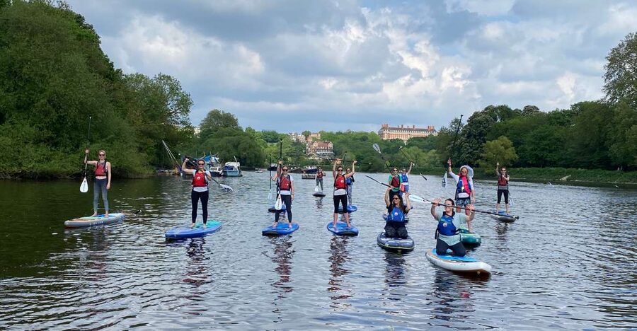 Paddleboard Experience on the beautiful Thames at Richmond - Meeting the Thames Near Richmond Bridge