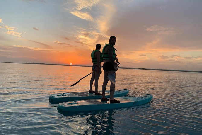 Paddleboarding and/or kayaking tour at sunrise in the lagoon of Bacalar - Paddleboard or kayak: choosing your way across