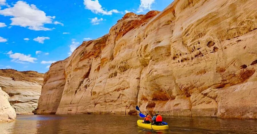 Page: Lake Powell Kayak & Water Antelope Canyon Hiking Tour - Two Hours Across Lake Powell