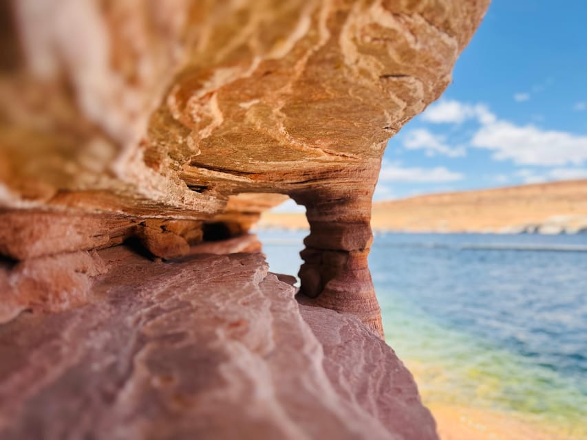 Page: Lake Powell Kayak & Water Antelope Canyon Hiking Tour - What the $129 Price Really Covers