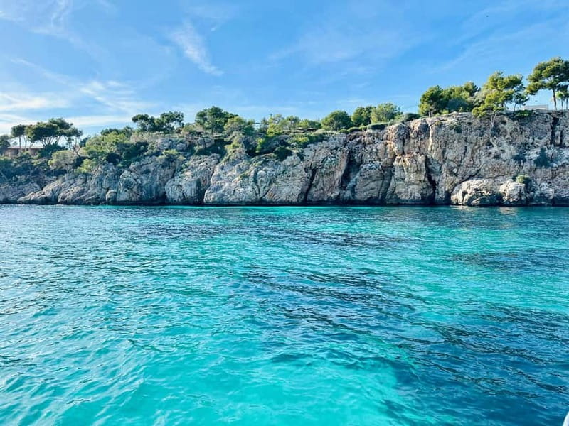 Palma de Mallorca: Private Boat Tour with Snorkel and Paddle - Drinks, music, and the picnic upgrade