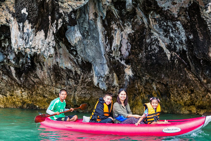 Phang Nga Bay Highlights: Kayaking and Cave Exploration Tour - Lunch with cliffs all around you