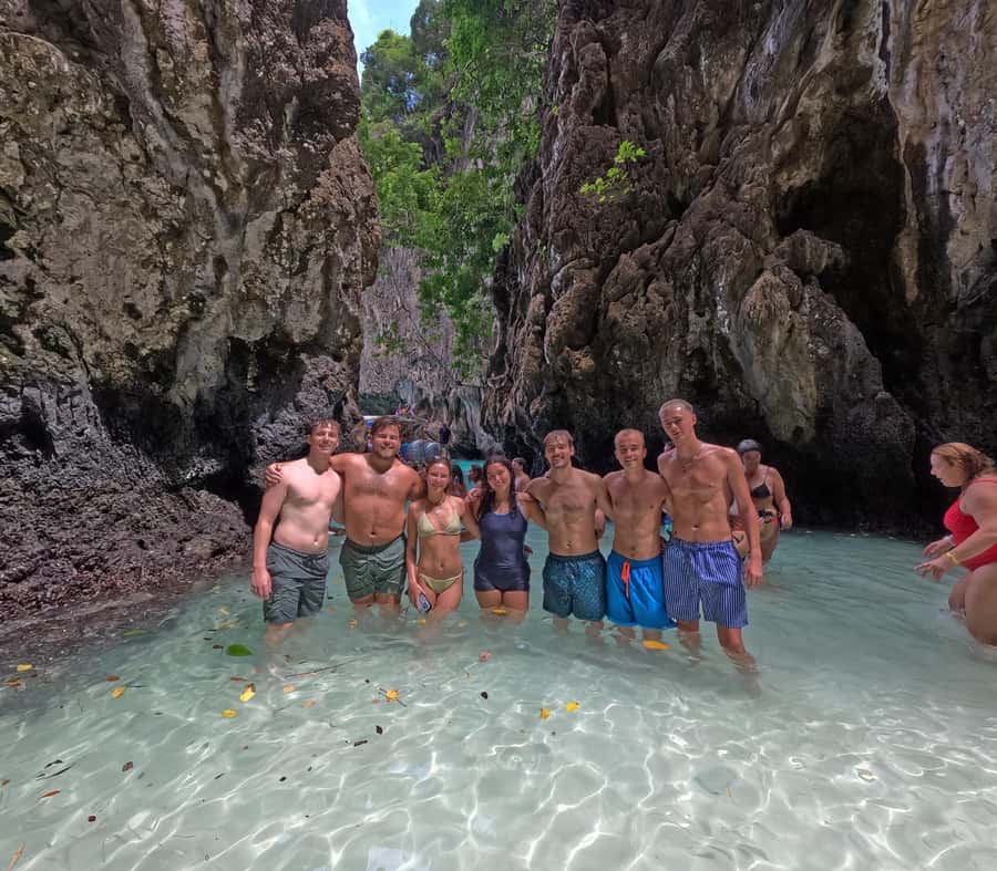 Phi Phi: Pirate Boat with Snorkeling, Kayaking, and Party - Palong Bay and the evening sunset