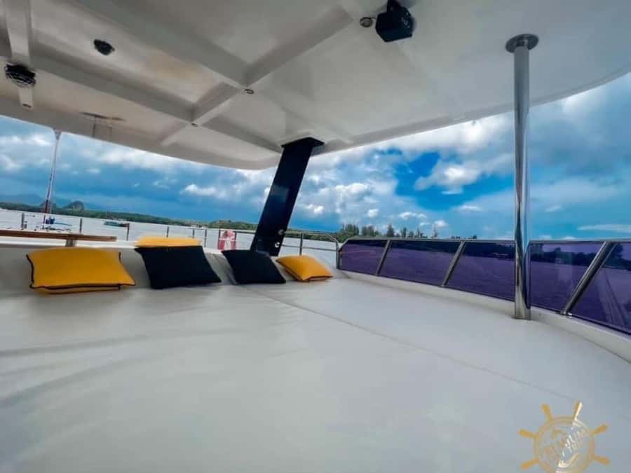 Phuket: James Bond Island Canoeing & Sunset Yacht Dinner - Why the catamaran makes a real difference