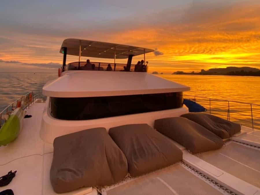 Phuket: James Bond Island Canoeing & Sunset Yacht Dinner - Hotel pickup and the run to Ao Por Pier