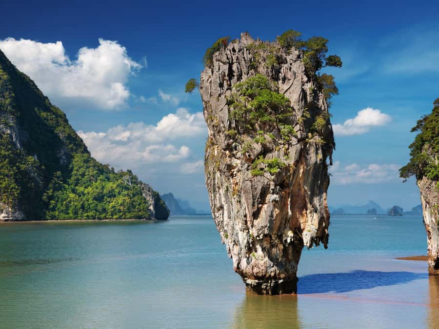 Phuket: James Bond Island Speedboat Tour with Canoeing - Panak Island: caves, cliffs, and a choice of routes