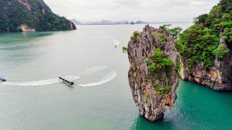 Phuket: James Bonds Island with Lunch and Sea Cave Canoe - Panyee Island, lunch, and life on the water