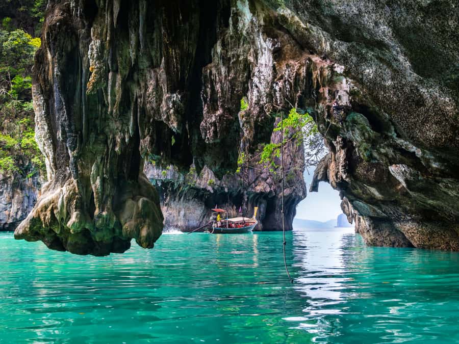 Phuket: Phang Nga Bay Bioluminescent Plankton and Sea Canoes - Sea canoes around Ko Hong