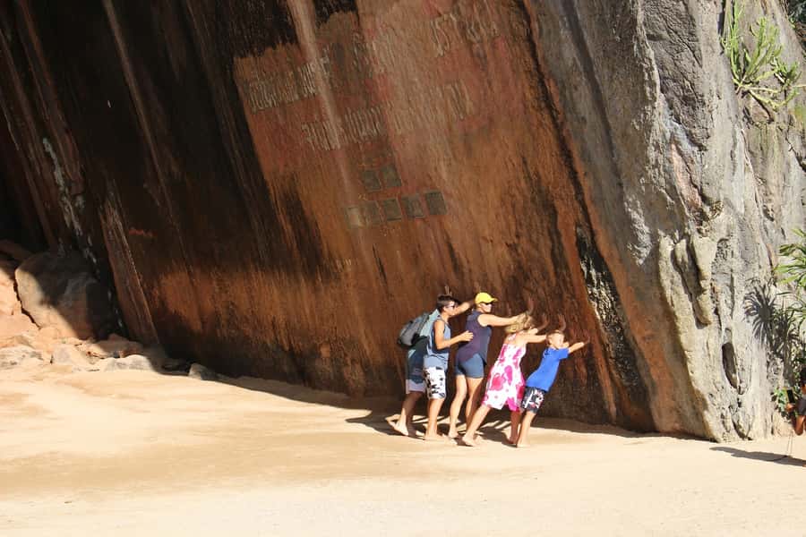 Phuket: Phi Phi & James Bond Island Combo Day Tour w/Lunch - James Bond Island and Koh Tapu