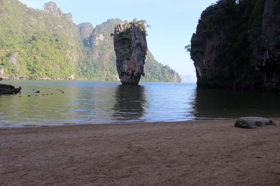 Phuket: Phi Phi & James Bond Island Combo Day Tour w/Lunch - Canoeing through Phang Nga Bay
