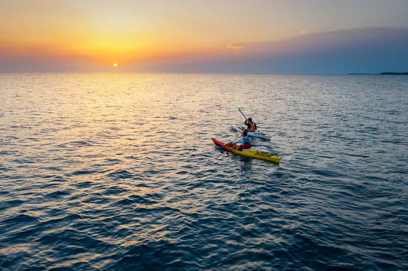 Poreč: Sea Kayaking Sunset Tour - Getting Started With Equipment and Pickup