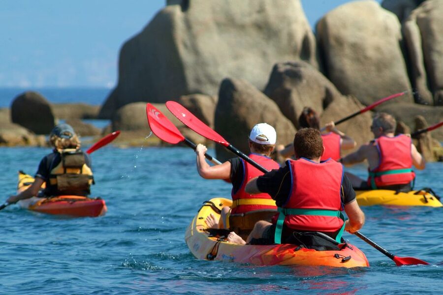 Porticcio: Guiding Kayaking Tour - Who should book this kayaking tour?