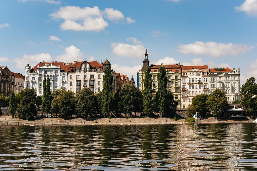 Prague: Vltava River Guided Canoeing Tour - Who will enjoy this canoe trip?